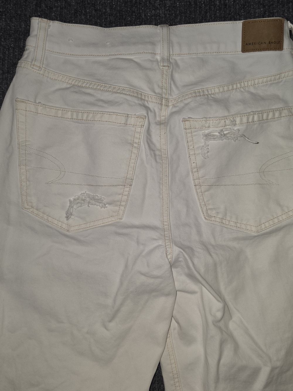 American Eagle White Denim Jeans with Copper Hardware - Picture 8 of 10
